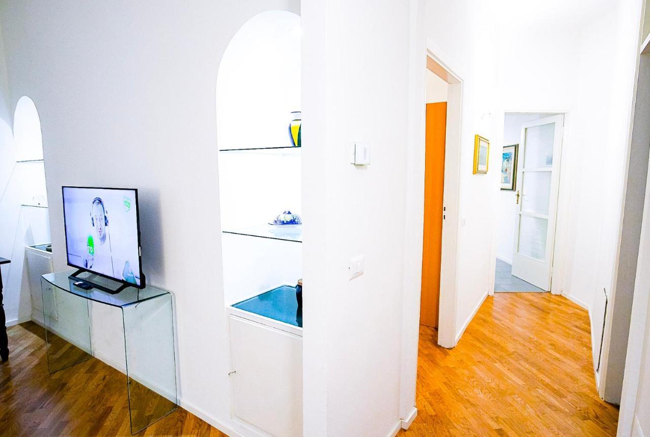 Acacia Firenze - Avocado Apartment Luaran gambar